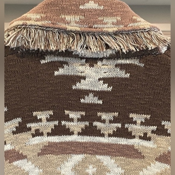 FAHERTY ozark cardigan in neutral desert ranch chic is a Size L, fits M-L - Picture 6 of 6
